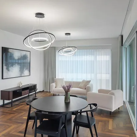 Lägenhet Luxury Living With Breathtaking Panoramic Views