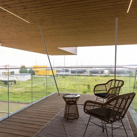 Luxury Living With Breathtaking Panoramic Views Apartament
