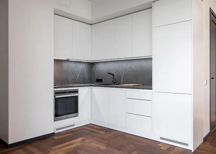 Luxury Living With Breathtaking Panoramic Views *