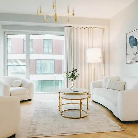 Luxury Living With Breathtaking Panoramic Views Daire Tallinn